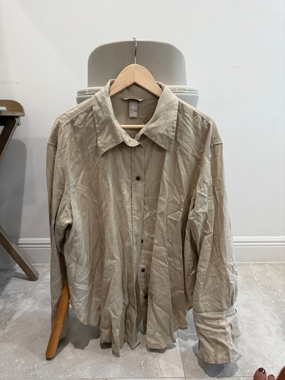 Women’s Lightweight Beige Button-Up Shirt Jacket